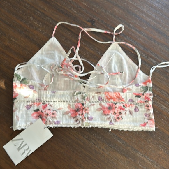 ZARA Floral Top Size M - Picture 2 of 4